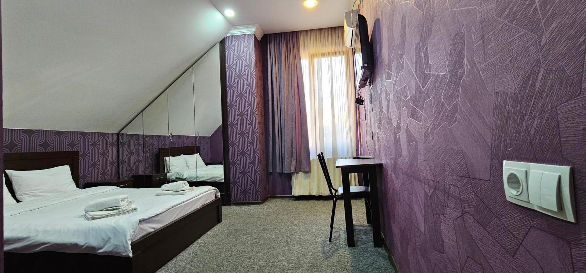 7 Rooms Tbilisi Eksteriør billede