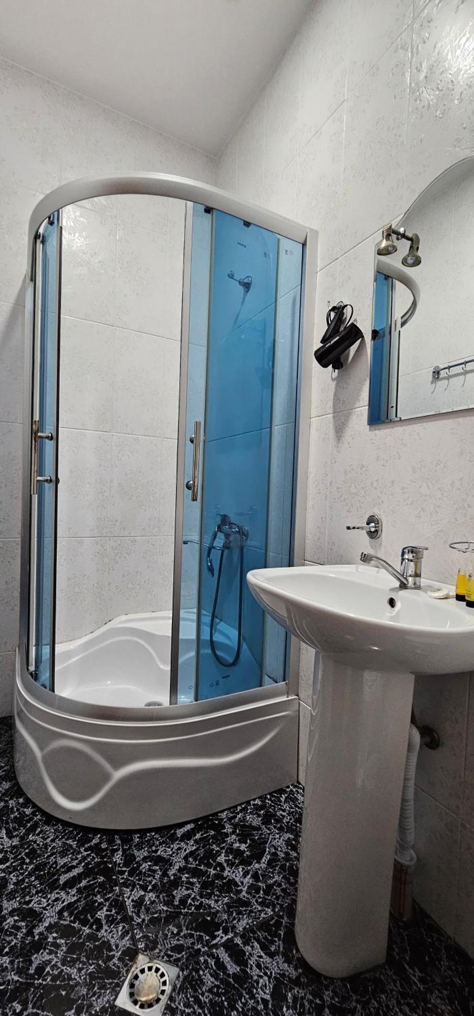 7 Rooms Tbilisi Eksteriør billede