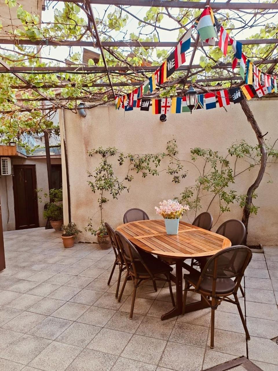 7 Rooms Tbilisi Eksteriør billede