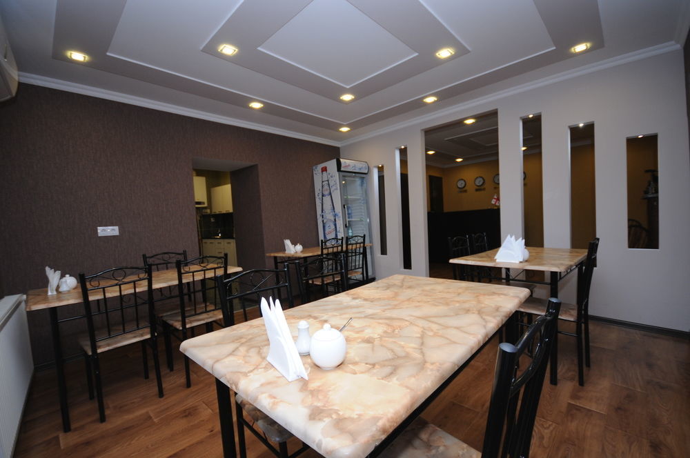 7 Rooms Tbilisi Eksteriør billede
